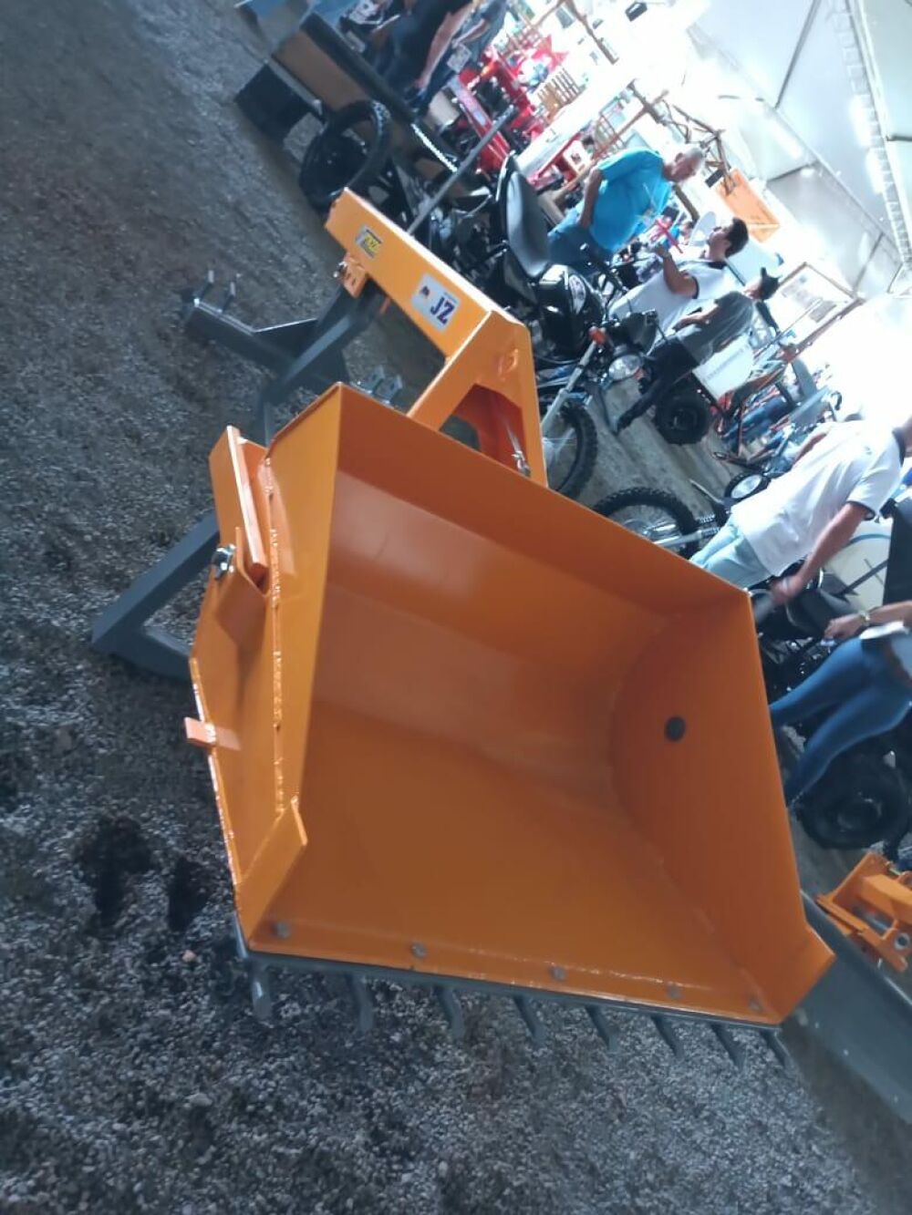 Imagem adicional 16 do item Pá Traseira PTH 220